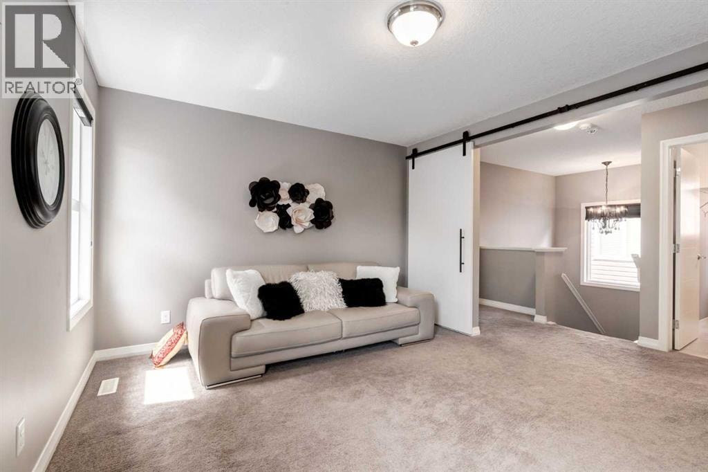 33 Evansglen Drive NW — photo 21