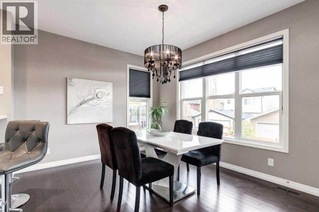 33 Evansglen Drive NW — photo 10