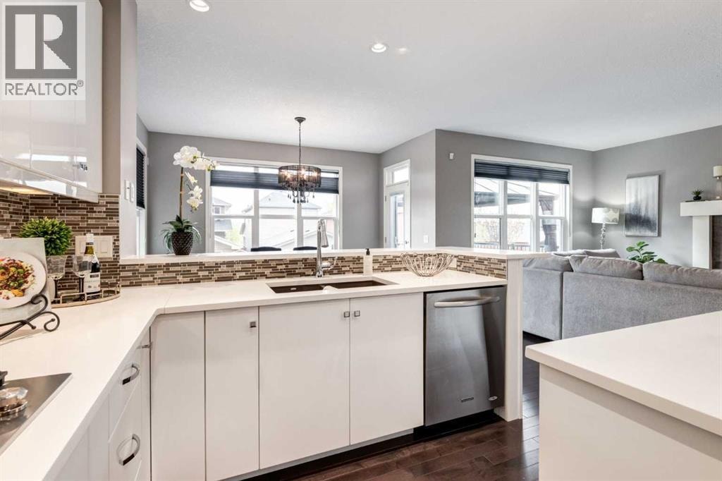 33 Evansglen Drive NW — photo 7