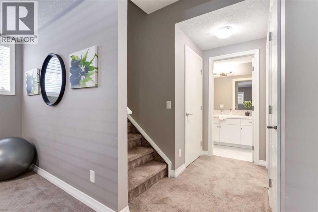 33 Evansglen Drive NW — photo 35
