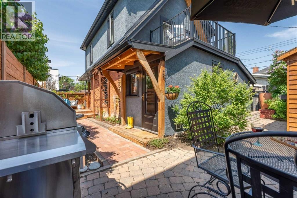 3216 17 Street SW — photo 27