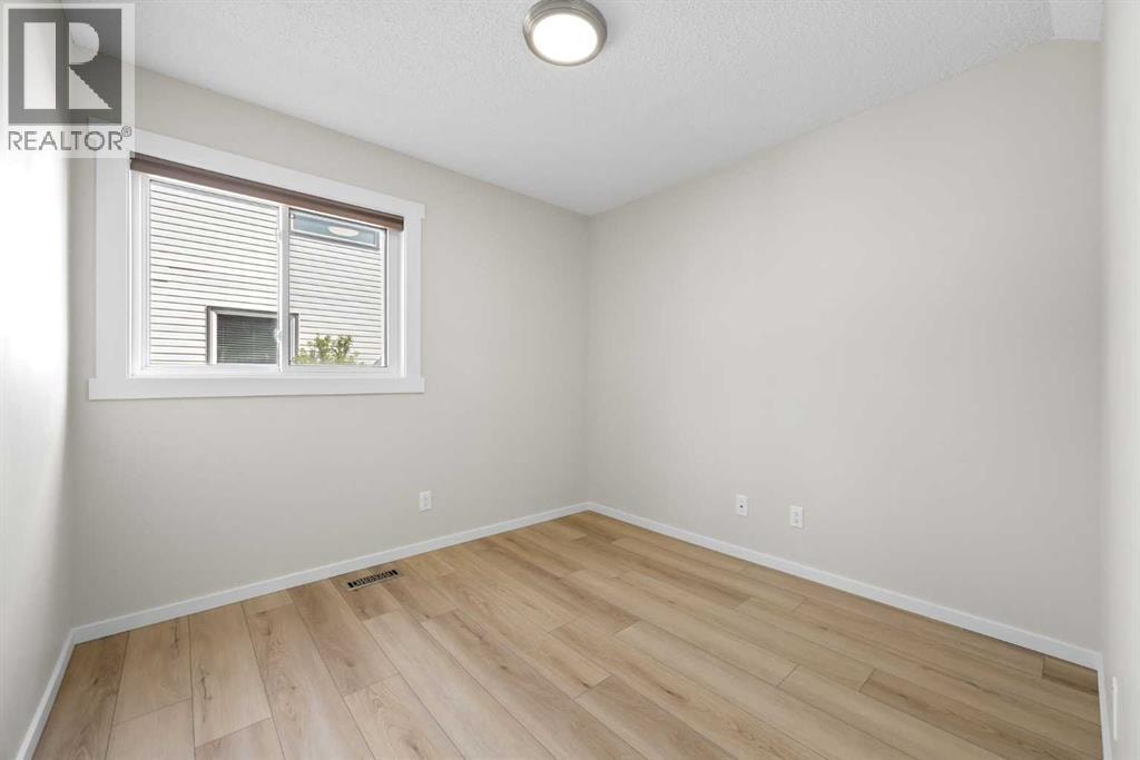 53 Riverview Close — photo 8