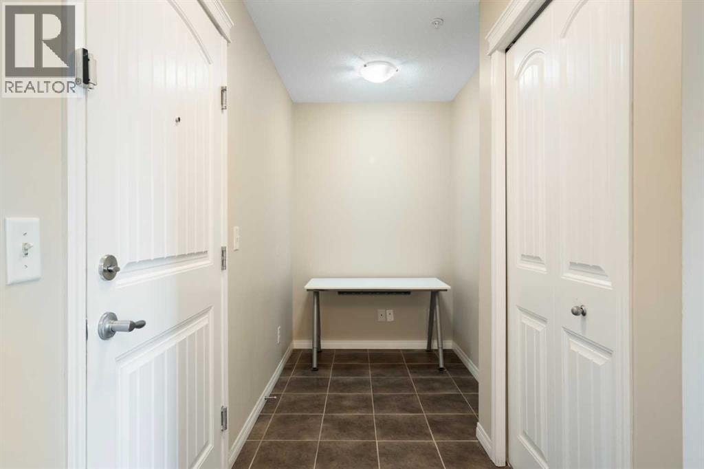 4314, 31 Country Village Manor NE — photo 2