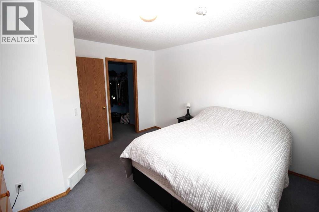 215 Millview Green SW — photo 11