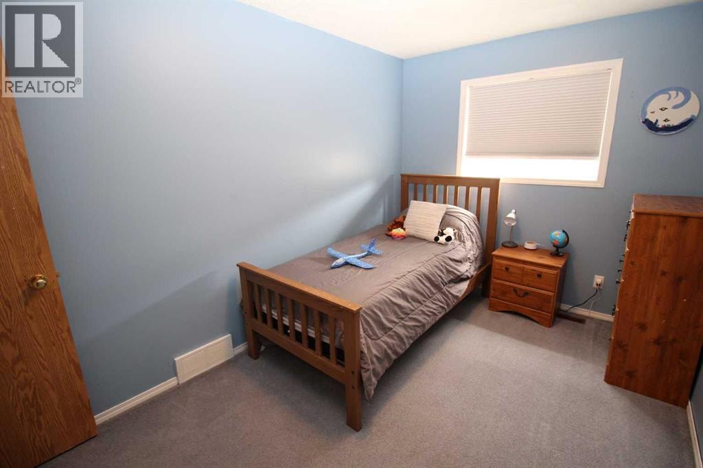 215 Millview Green SW — photo 15