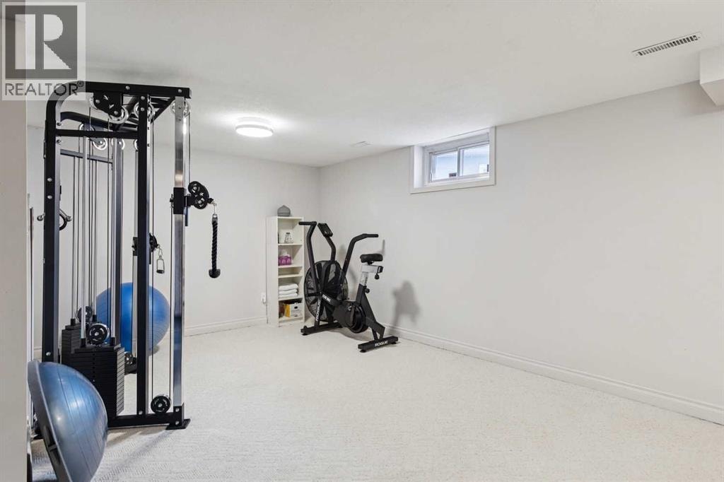 4412 Amiens Road SW — photo 16