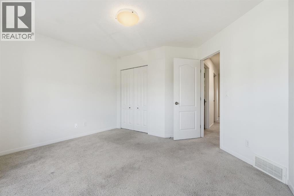 108 Evansborough Crescent NW — photo 29