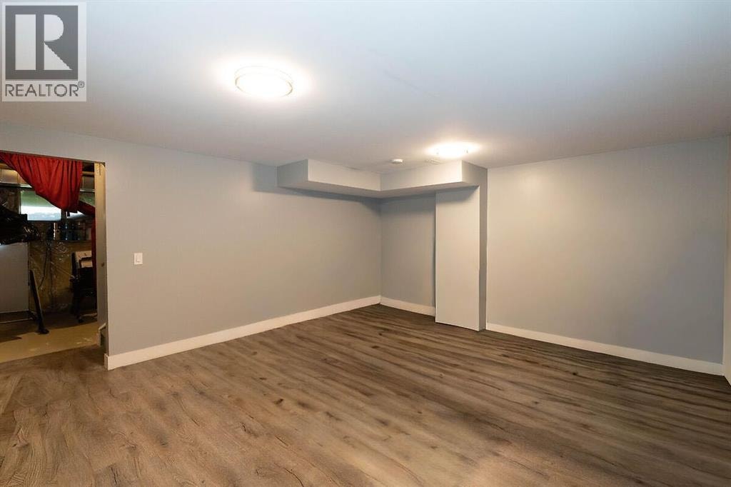 102, 950 Arbour Lake Road NW — photo 25