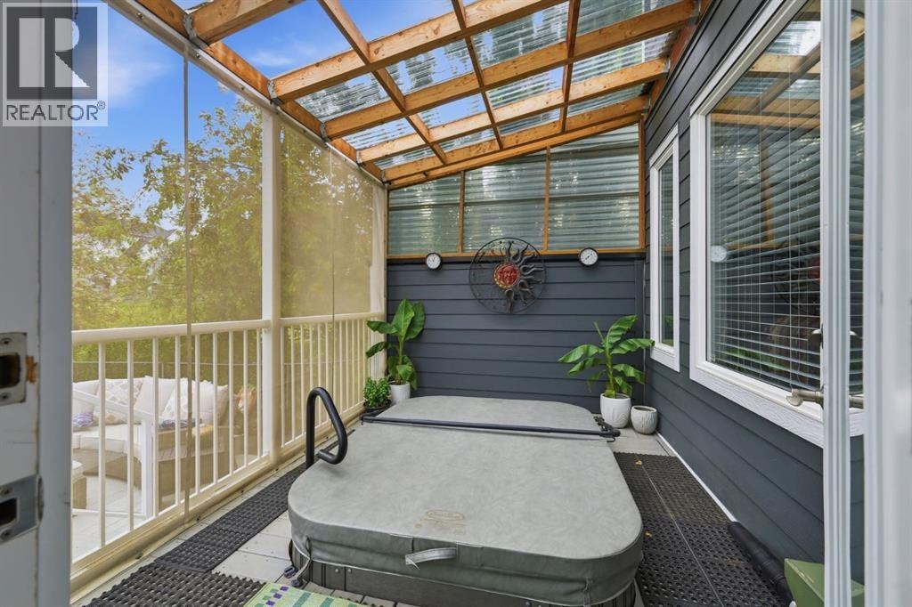16 Coopers Heights SW — photo 37