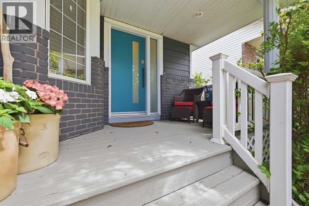 16 Coopers Heights SW — photo 3