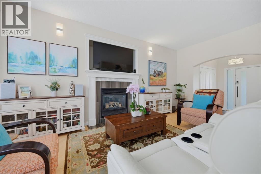 16 Coopers Heights SW — photo 8