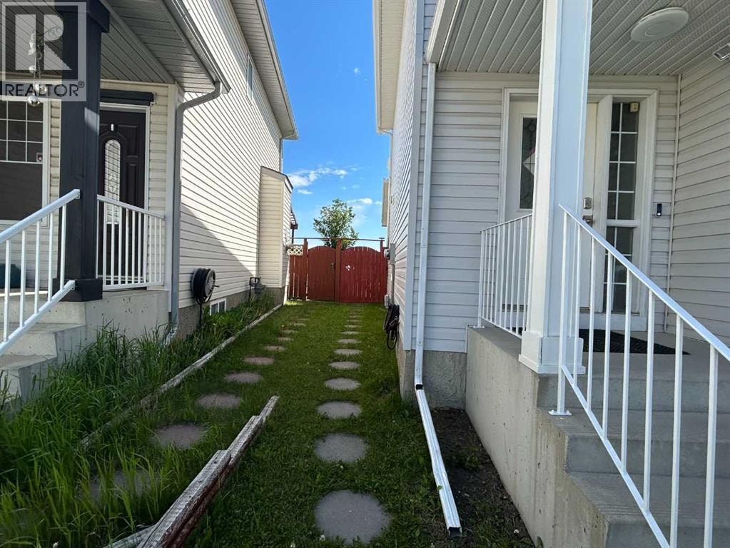 119 Citadel Meadow Grove NW — photo 3