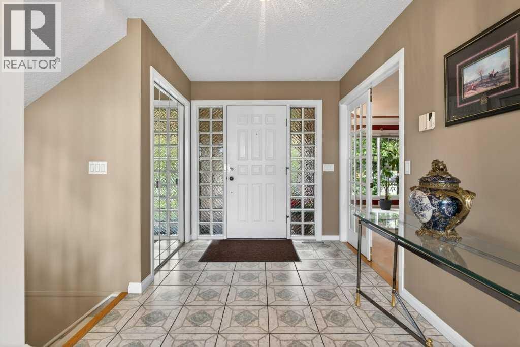 152 Scenic Ridge Crescent NW — photo 3
