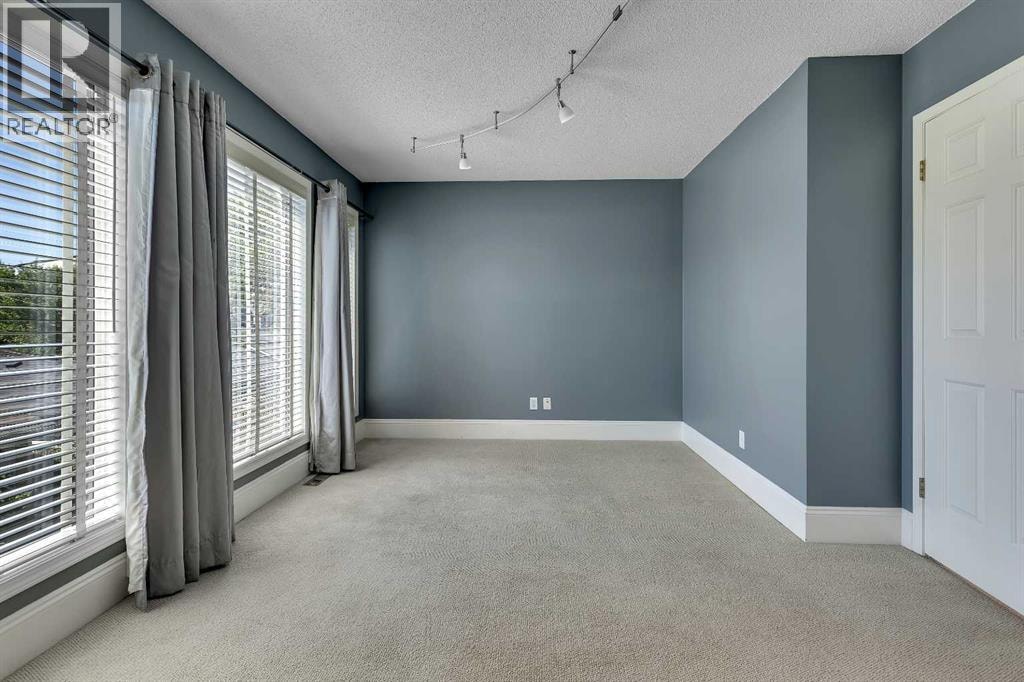 2215 3 Avenue NW — photo 17