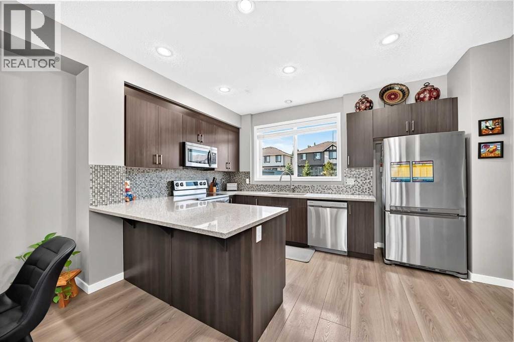 4016 New Brighton Grove SE — photo 4
