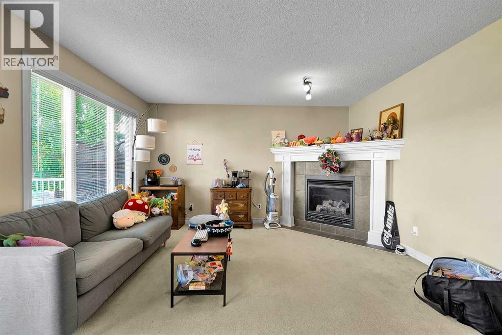 77 silverado creek Crescent SW — photo 10