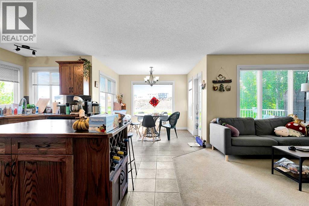 77 silverado creek Crescent SW — photo 5