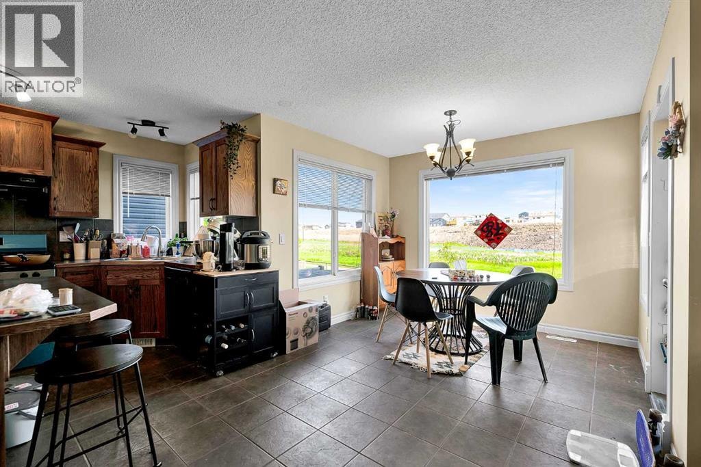 77 silverado creek Crescent SW — photo 11