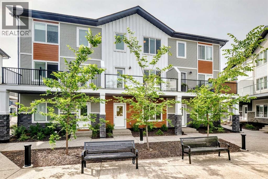 802, 335 Creekside Boulevard SW — photo 3