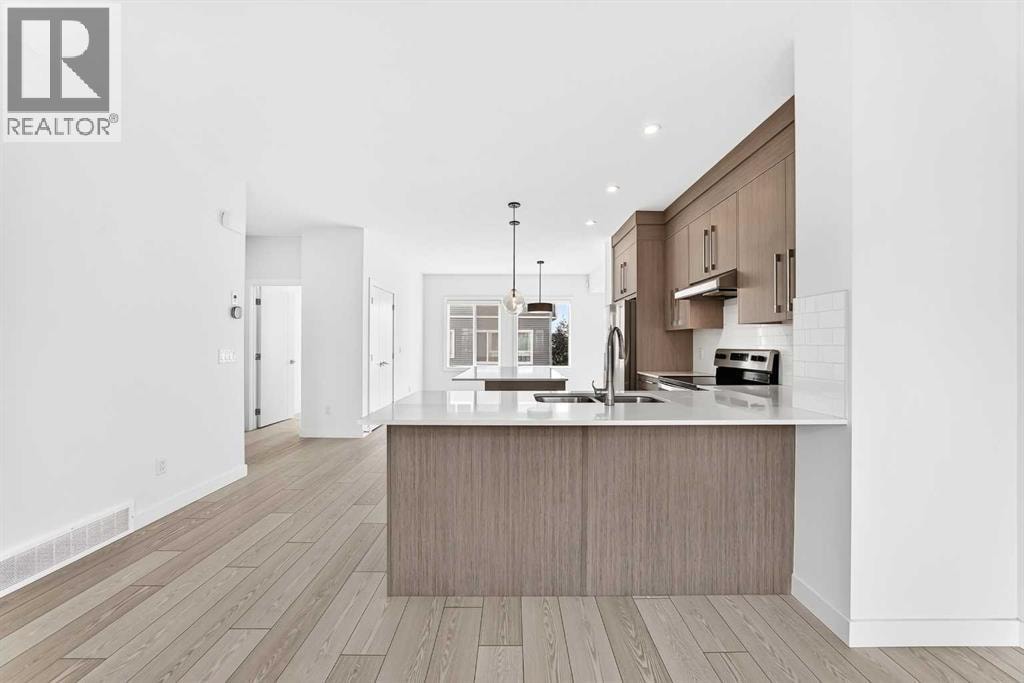 802, 335 Creekside Boulevard SW — photo 14