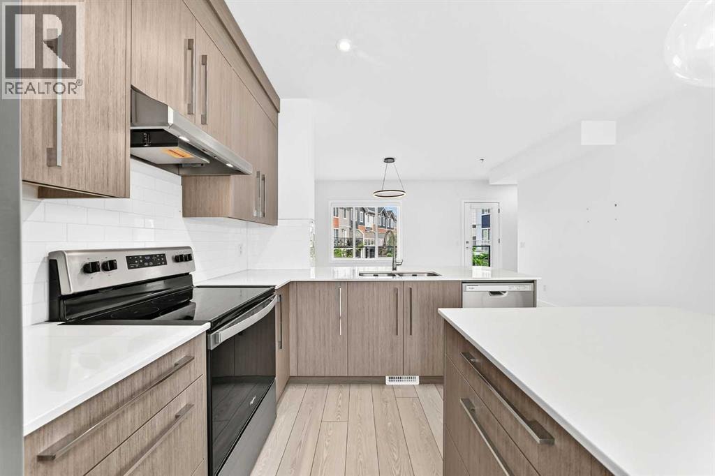802, 335 Creekside Boulevard SW — photo 8