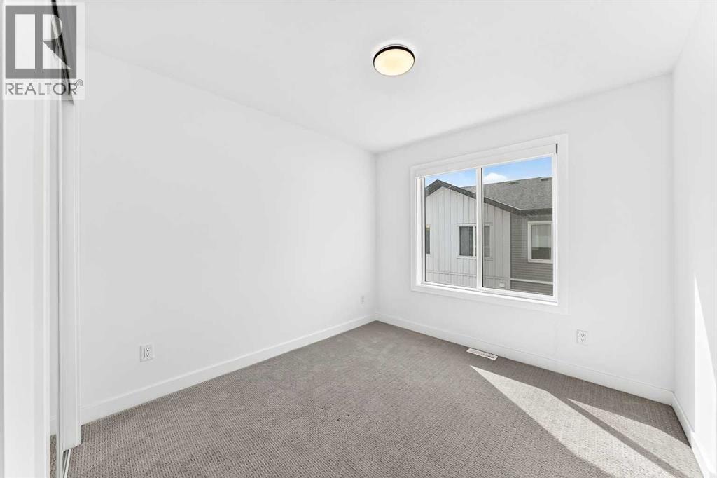 802, 335 Creekside Boulevard SW — photo 32