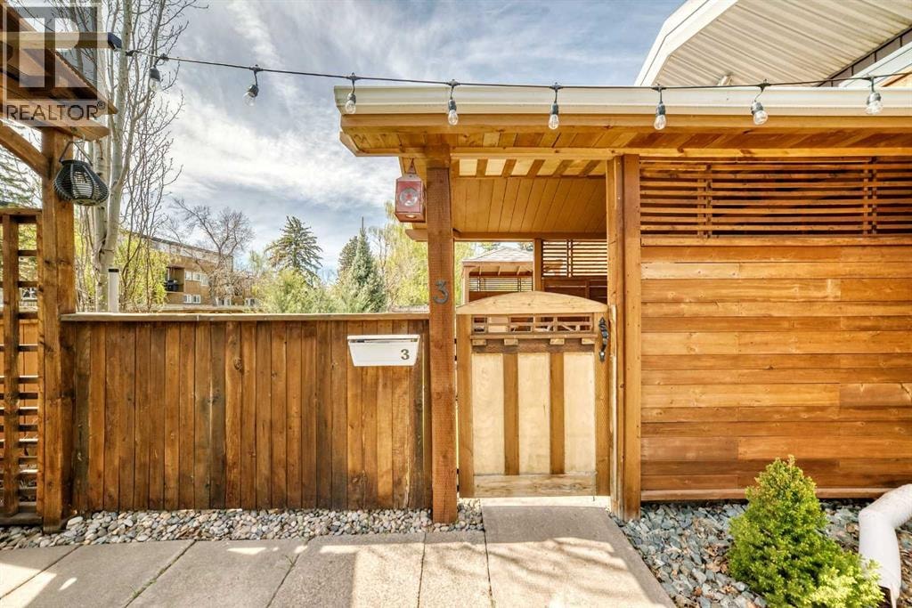 604 69 Avenue SW — photo 16