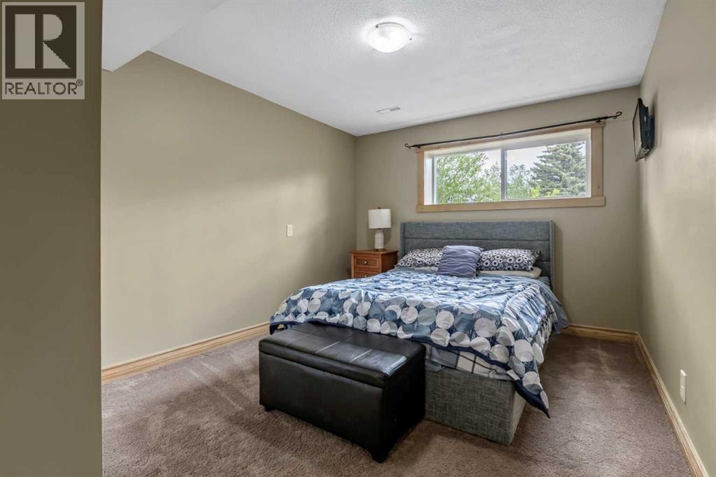 12 Robinson Drive — photo 34