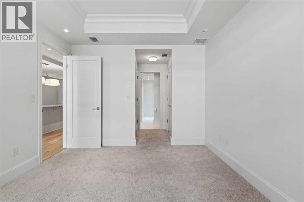 105, 221 Quarry Way SE — photo 39