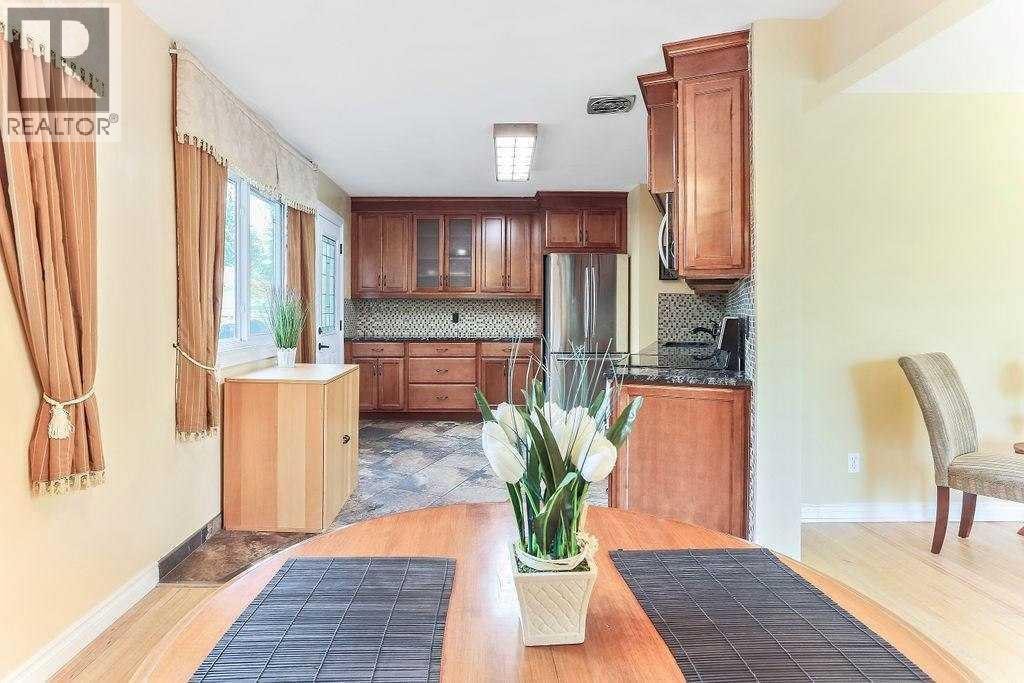 4604 Brisebois Drive NW — photo 8