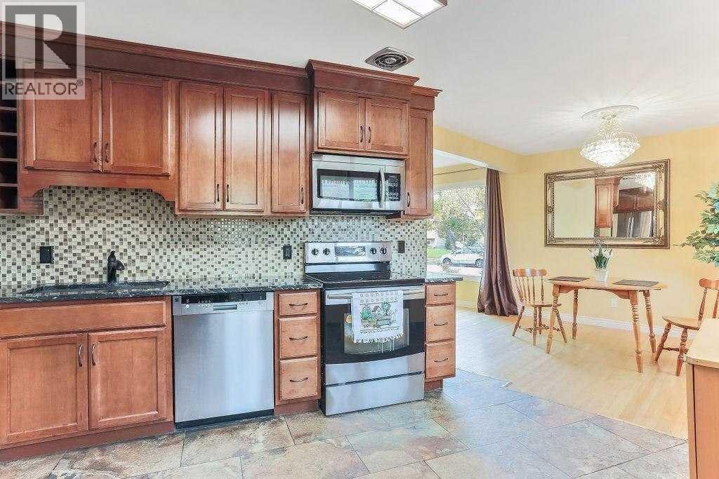 4604 Brisebois Drive NW — photo 9