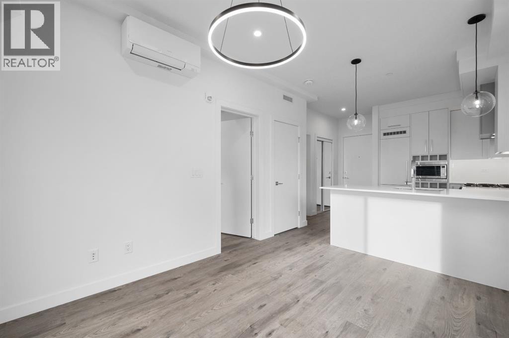 402, 8370 Broadcast Avenue SW — photo 13