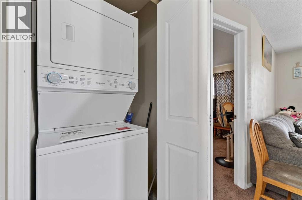 2329, 8 Bridlecrest Drive SW — photo 19