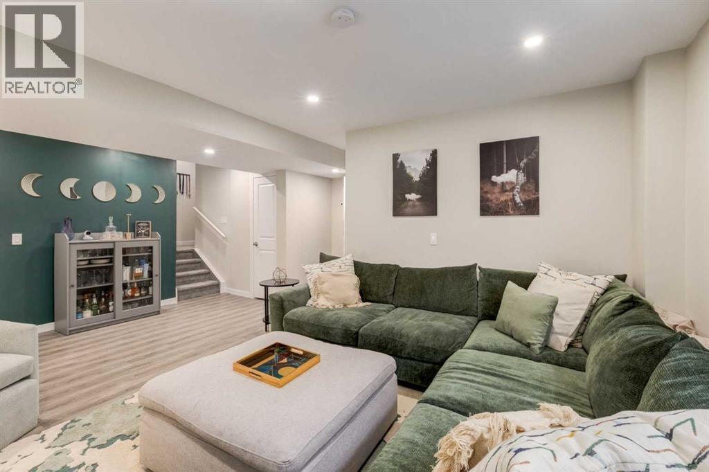 212 Crestbrook Common SW — photo 33