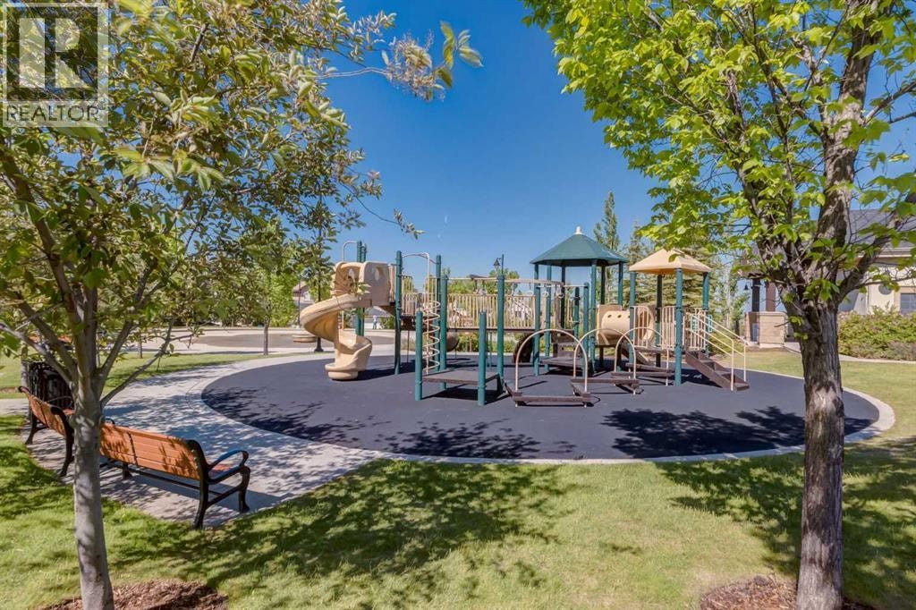 212 Crestbrook Common SW — photo 49