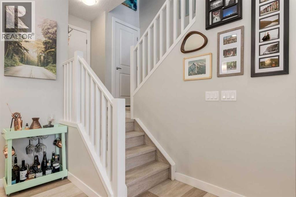 212 Crestbrook Common SW — photo 11