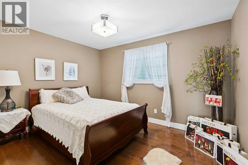41 Sidon Crescent SW — photo 33