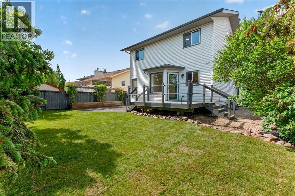 70 West Mackay Crescent — photo 24