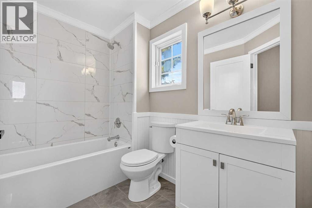 70 West Mackay Crescent — photo 13