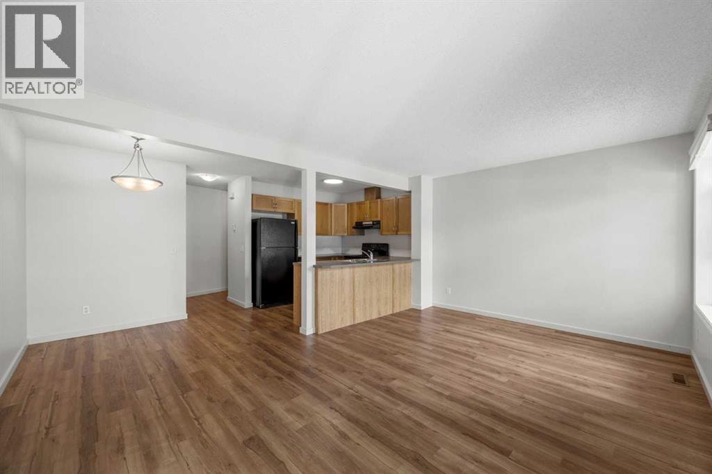 27 Panatella Villas NW — photo 5