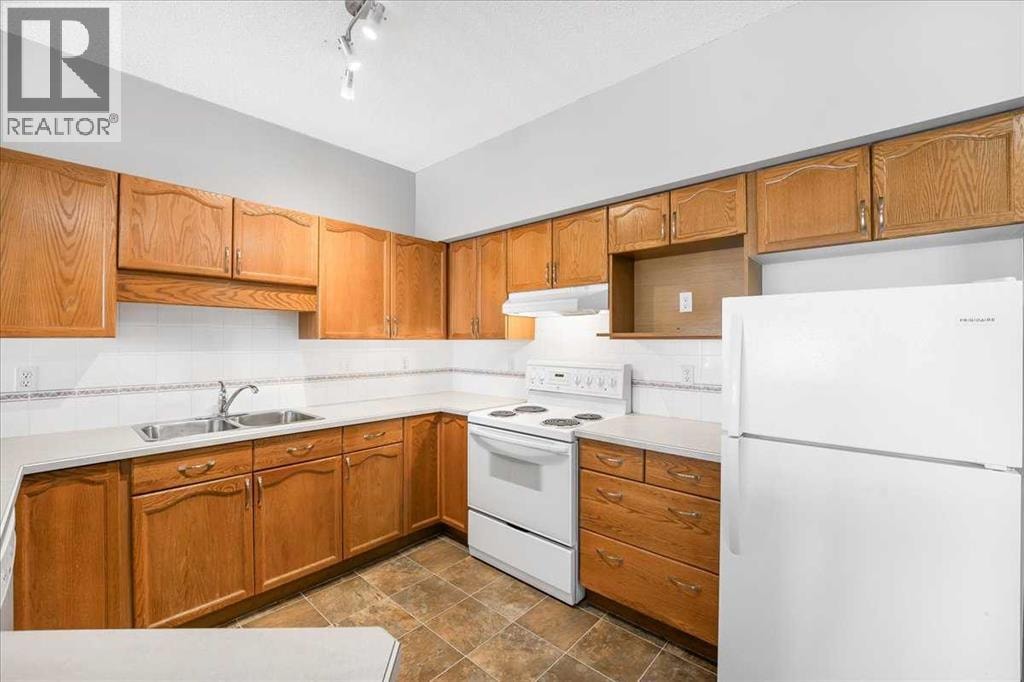 302, 200 Lincoln Way SW — photo 12