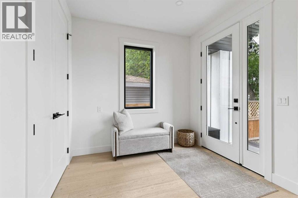 4606 82 Street NW — photo 3