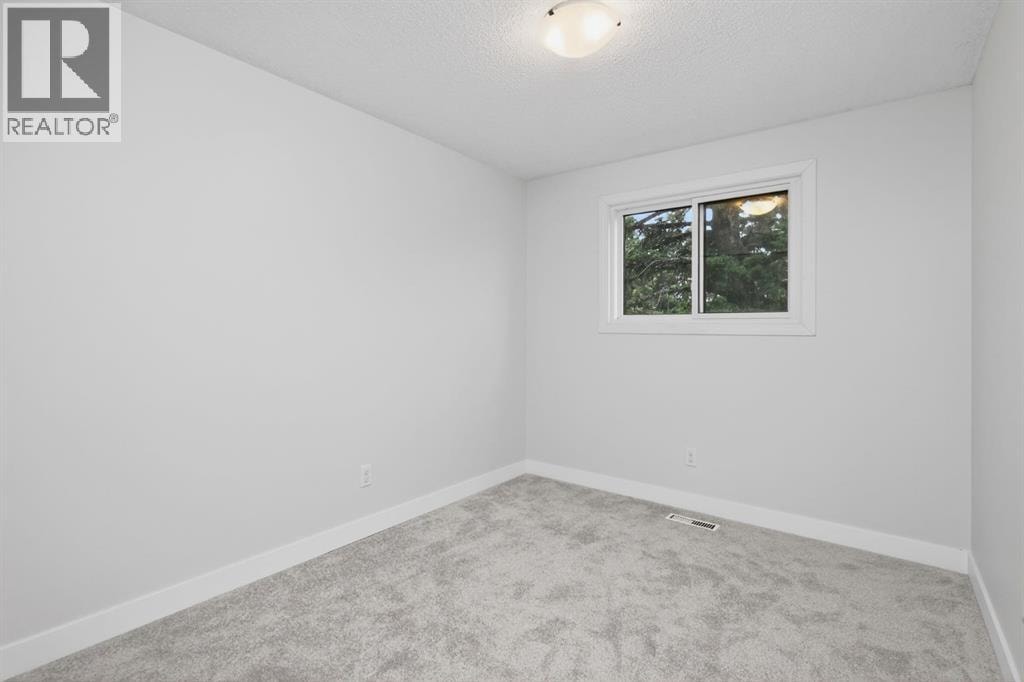 86, 203 Lynnview Road SE — photo 17