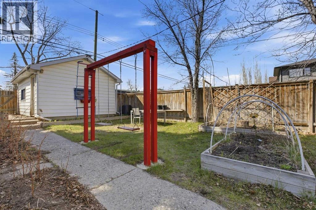 2801 26A Street SW — photo 25