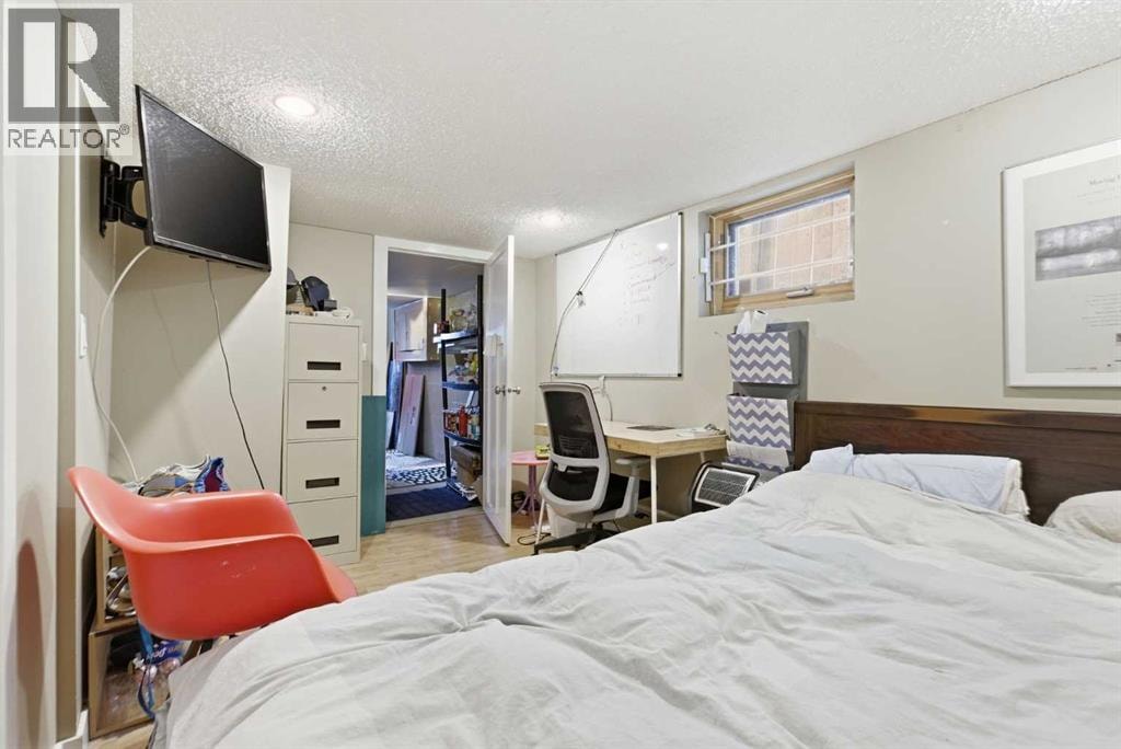 2801 26A Street SW — photo 13