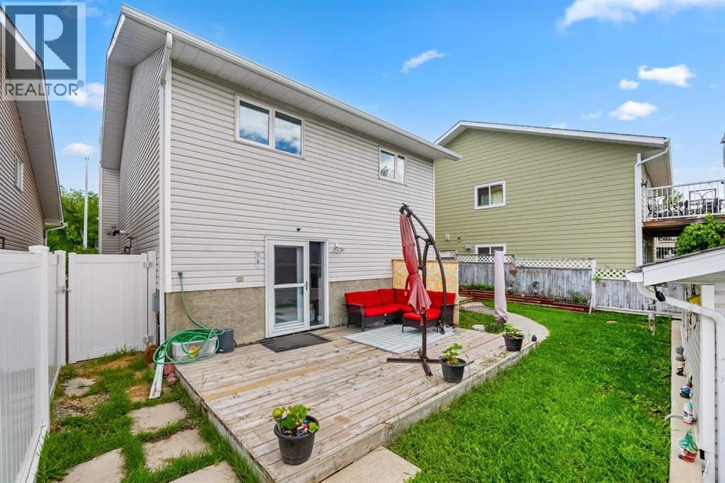 1667 Meadowbrook Drive SE — photo 37