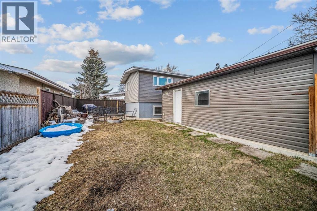5516 Taylor Crescent NE — photo 23