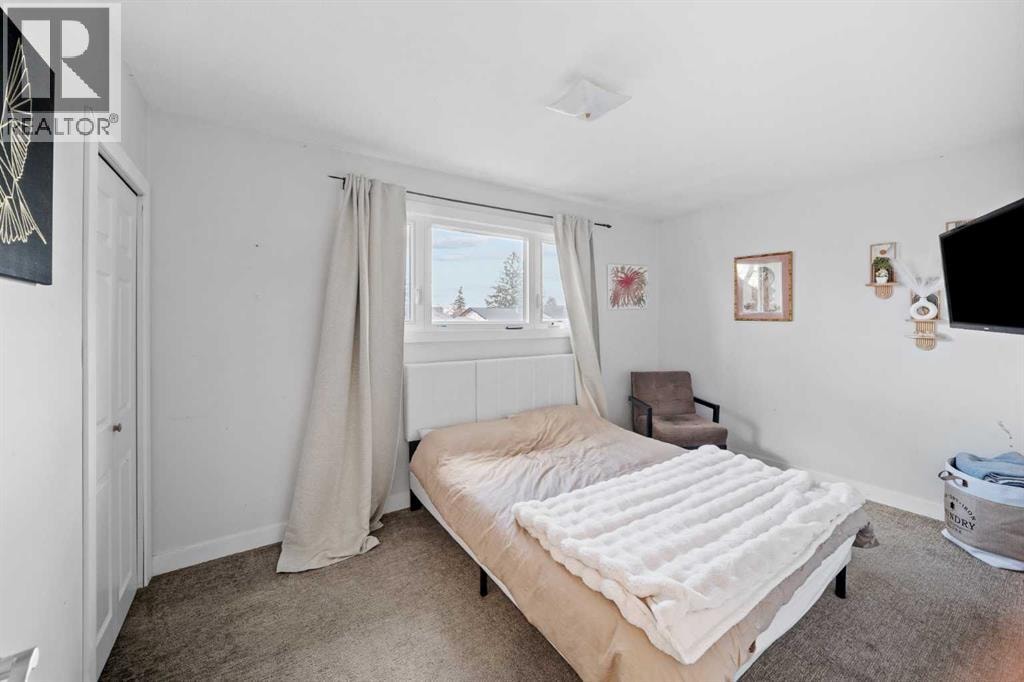 5516 Taylor Crescent NE — photo 11