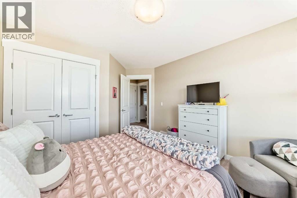 320 Rainbow Falls Green — photo 32