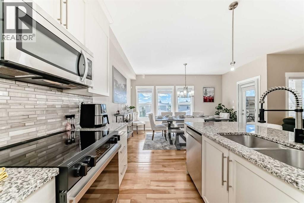320 Rainbow Falls Green — photo 16